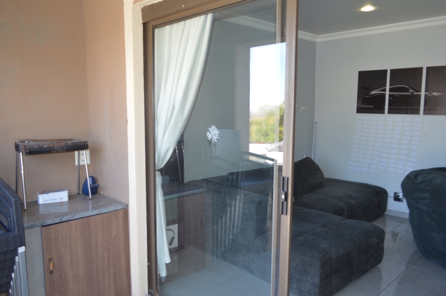 3 Bedroom Property for Sale in Wilkoppies North West